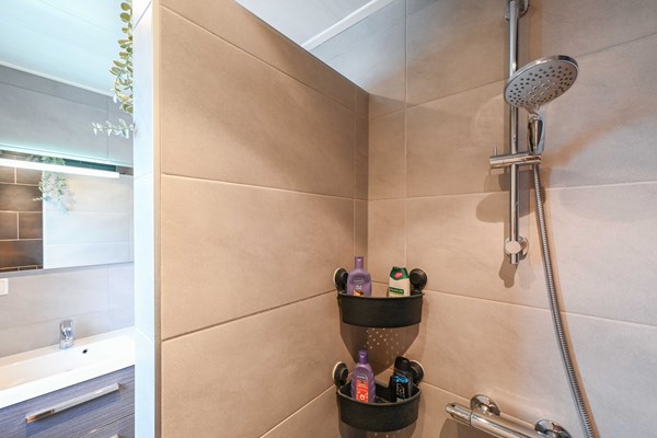 Medium property photo - Tjalkstraat 1, 4731 LD Oudenbosch